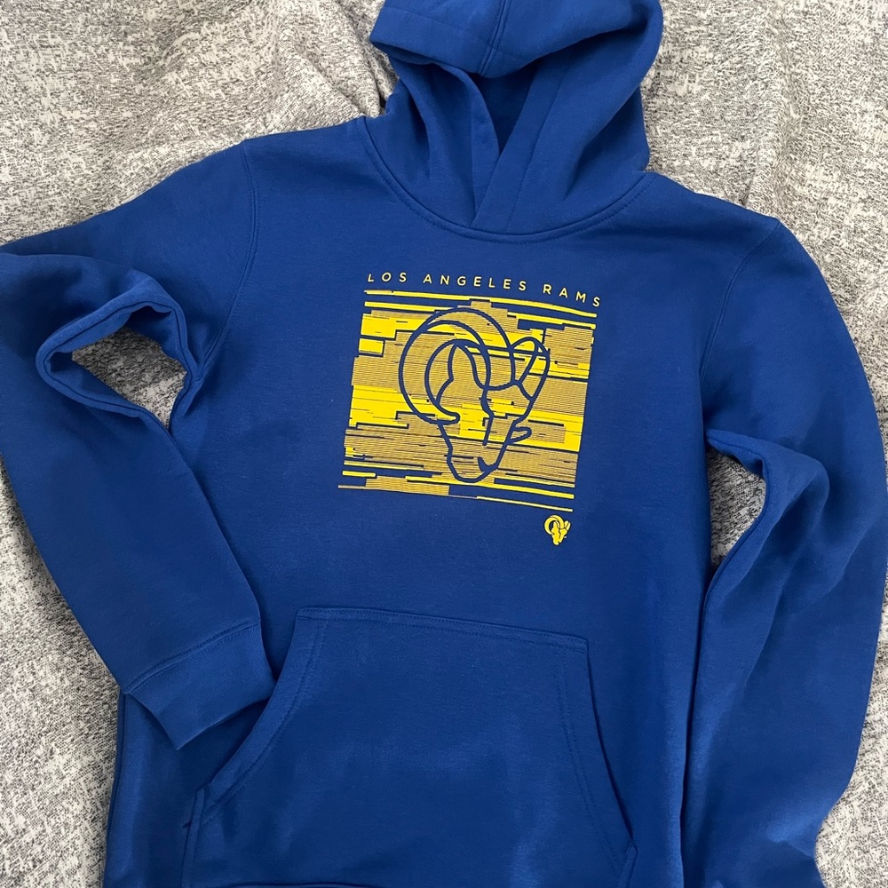 Los Angeles Rams Blue Hoodie. NWT